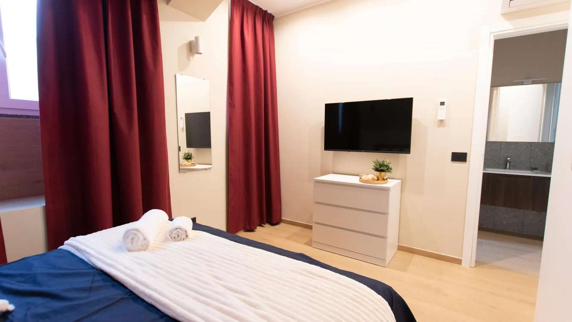 Apartament Ihost Luxury-Free Parking- Plana 2 Mediolan