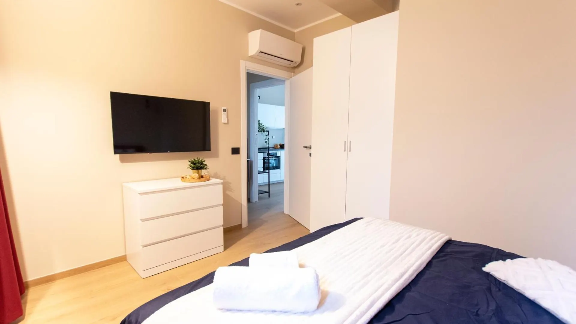 Apartament Ihost Luxury-Free Parking- Plana 2 Mediolan